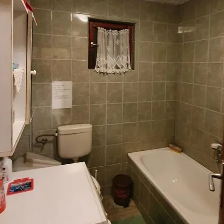 Ranc Kod Zoneta Сasa de vacaciones Tuzla